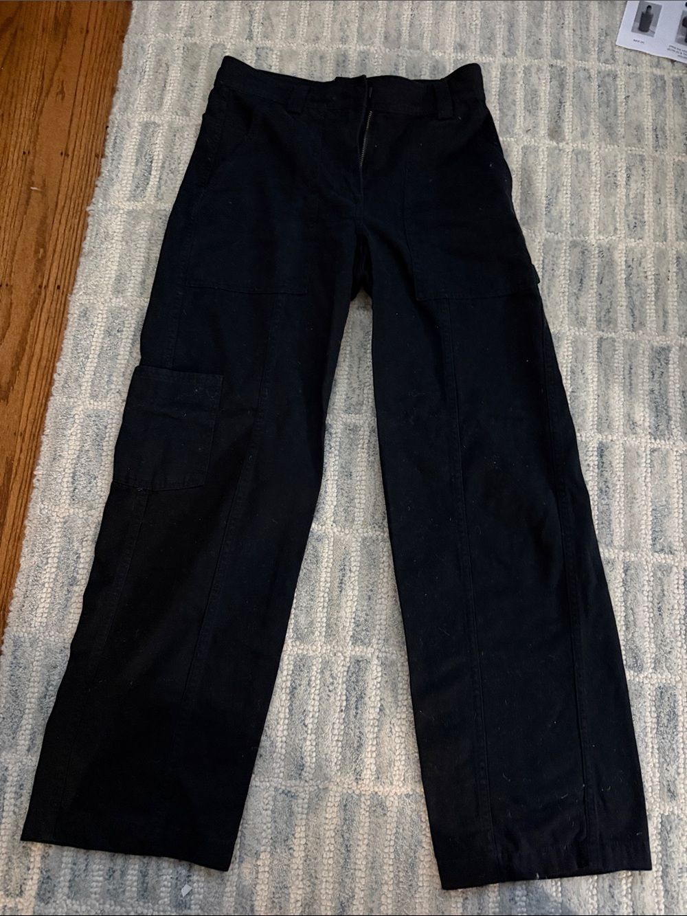 Aritzia Black Cargo Pants for Women